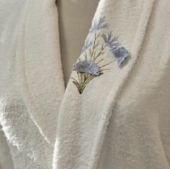 Karaca Home Flower 3D Nakışlı 6 Parça Aile Banyo Seti Mavi