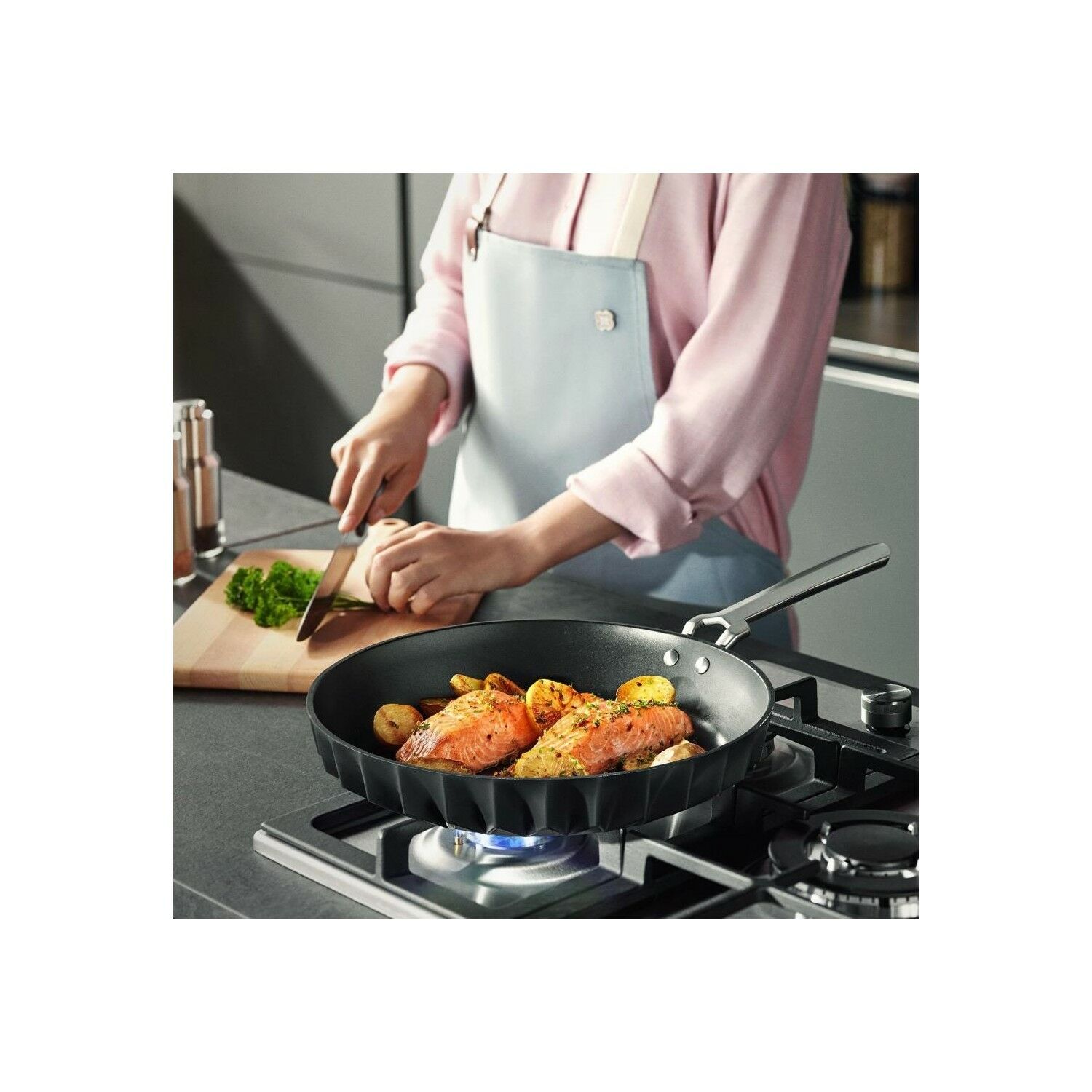 Emsan Diagon Döküm Granit 30 cm Tava Siyah